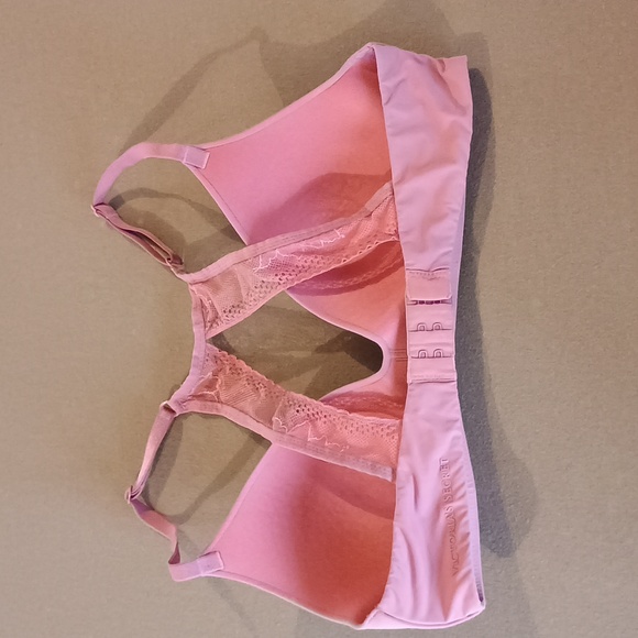 Victoria’s Secret Bra 32 C - Picture 2 of 6